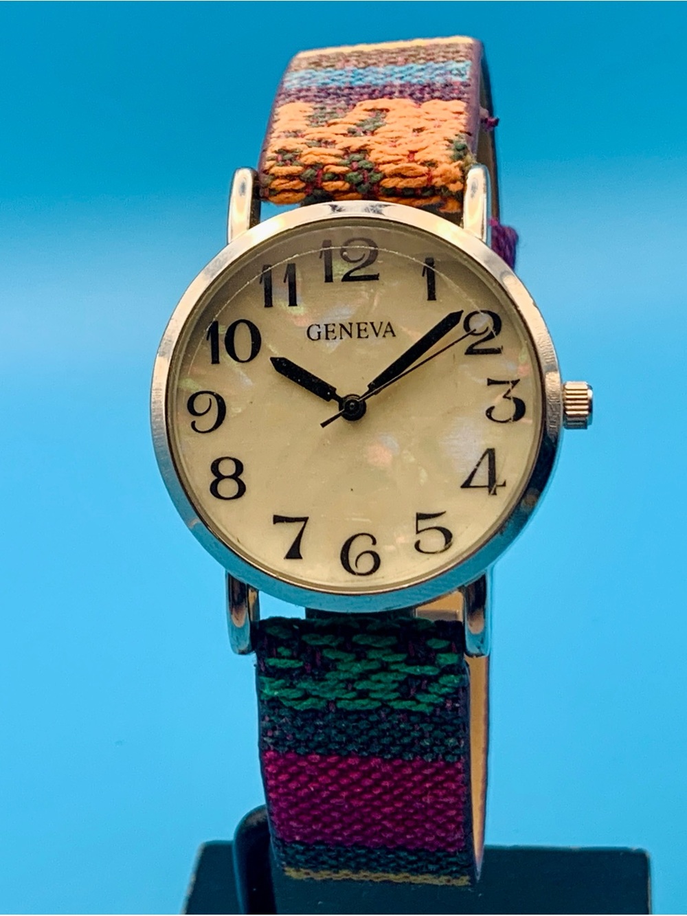 GENEVA Women’s Fashion Quartz Wristwatch MOP Dial Colorful Strap Works New Batt
